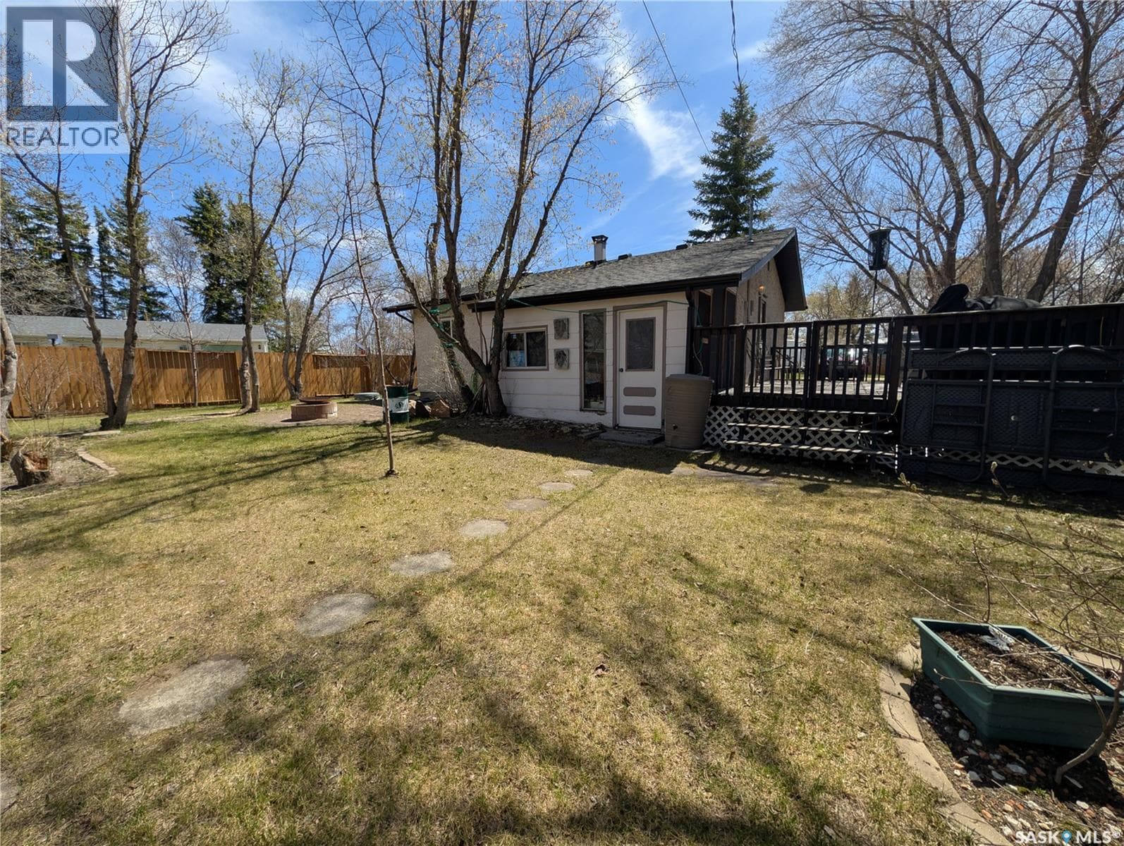 123 Maple ROAD — photo 2