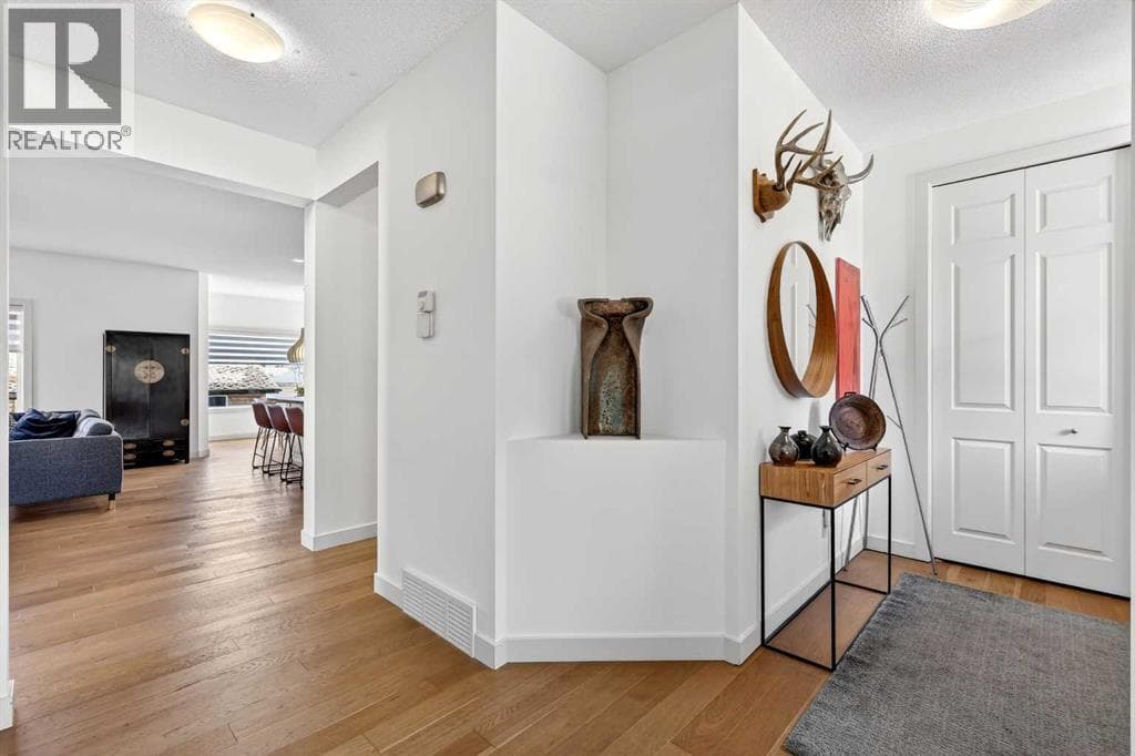 4703 Elgin Avenue SE — photo 3