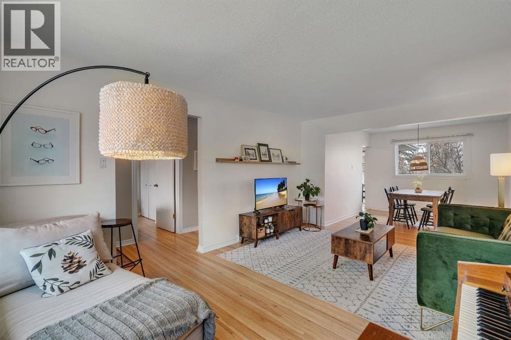 254 Hendon Drive NW — photo 5