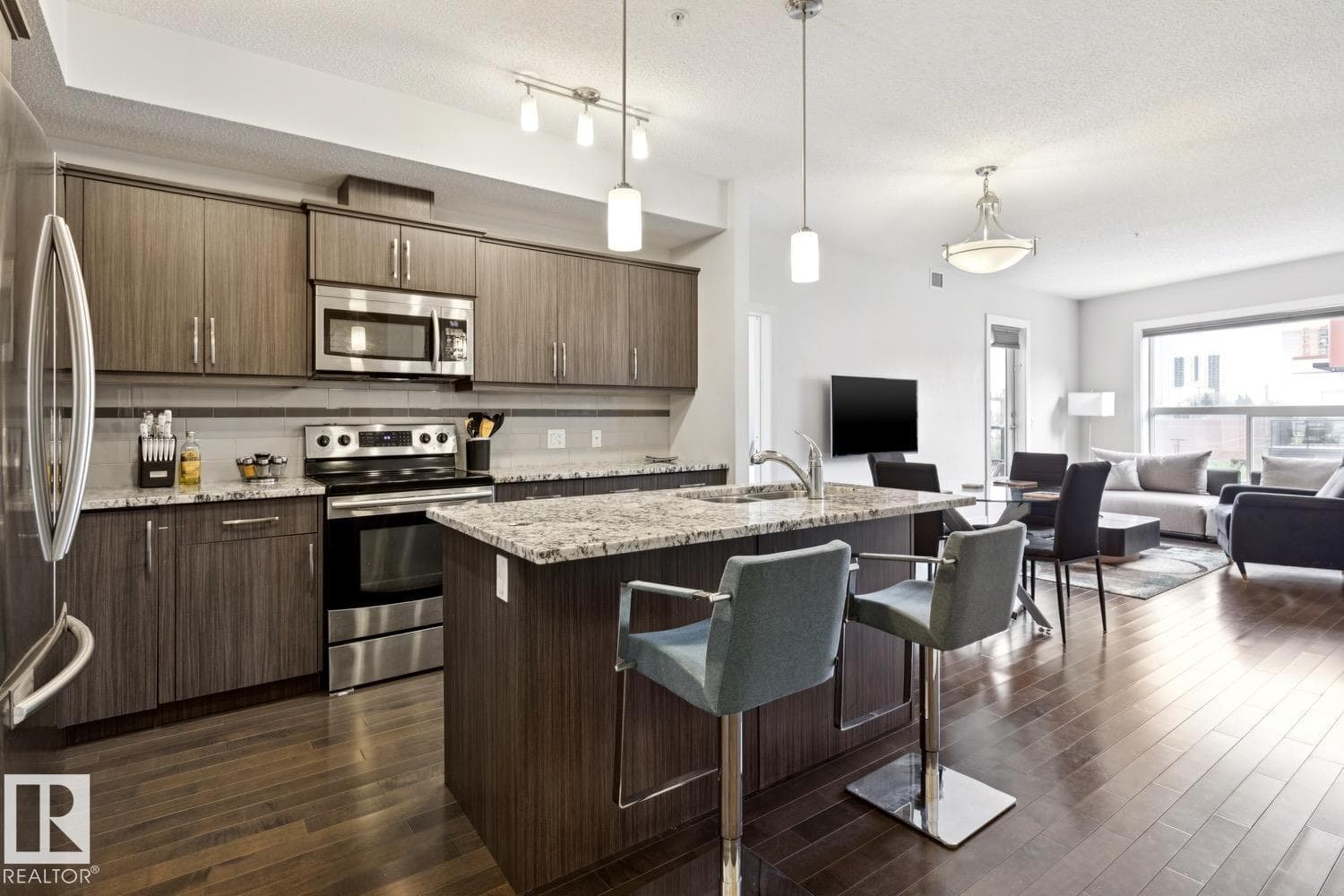 #421 10523 123 ST NW