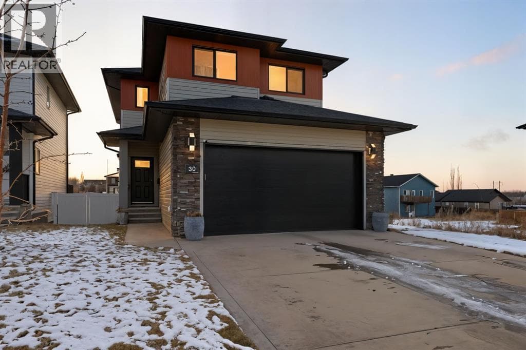 30 Palmer Circle