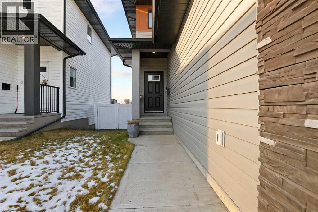 30 Palmer Circle — photo 2