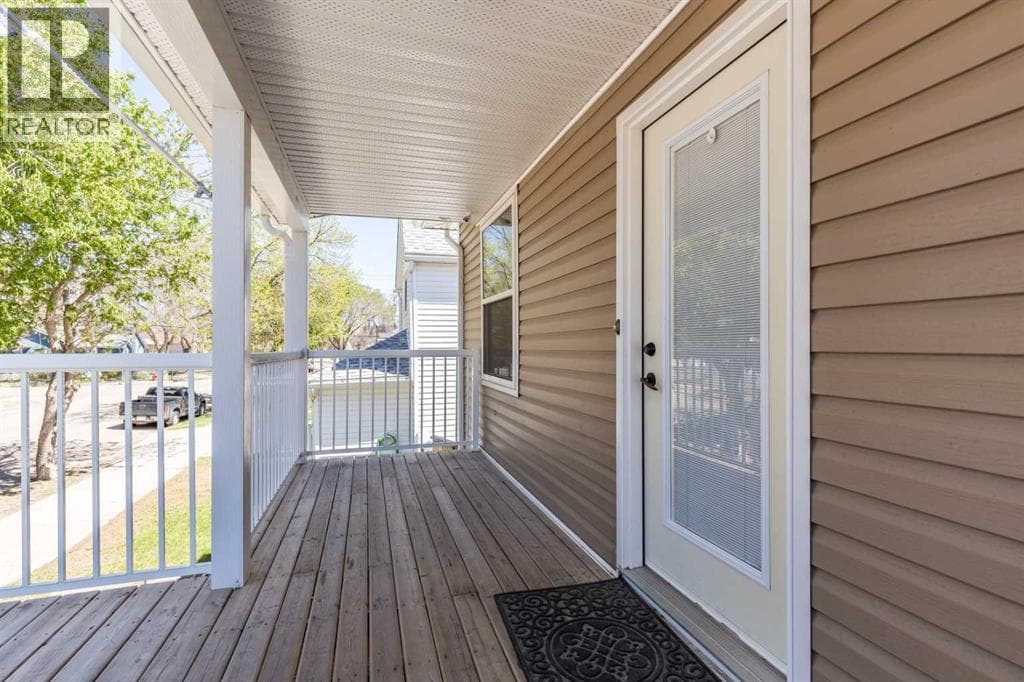 1061 Ross Street SE — photo 2