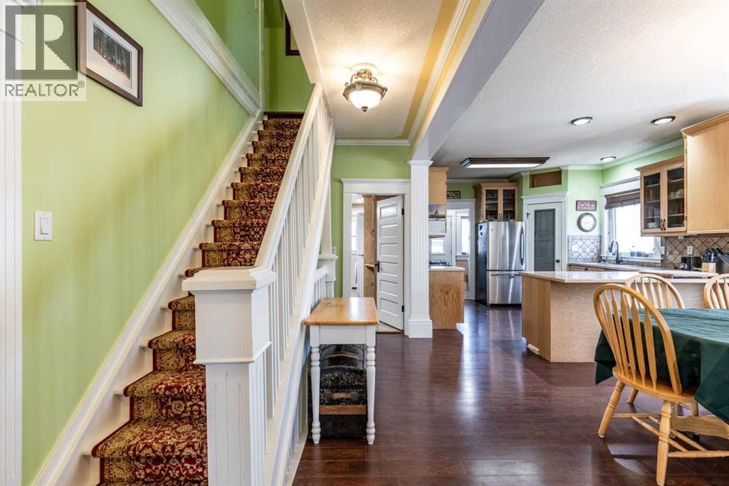 1061 Ross Street SE — photo 3