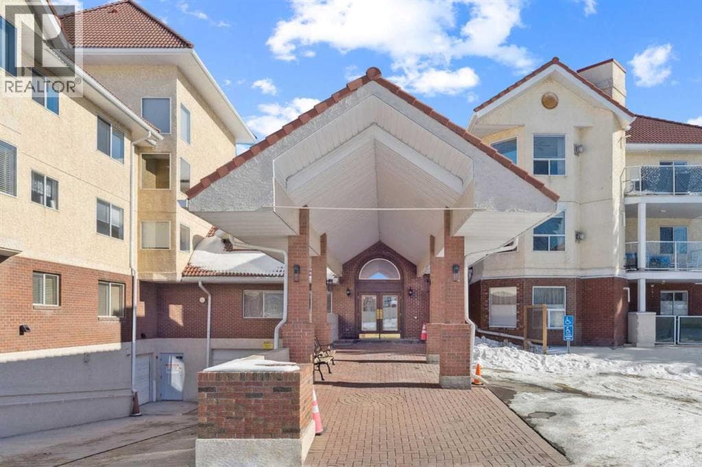 2327, 1818 Simcoe Boulevard SW