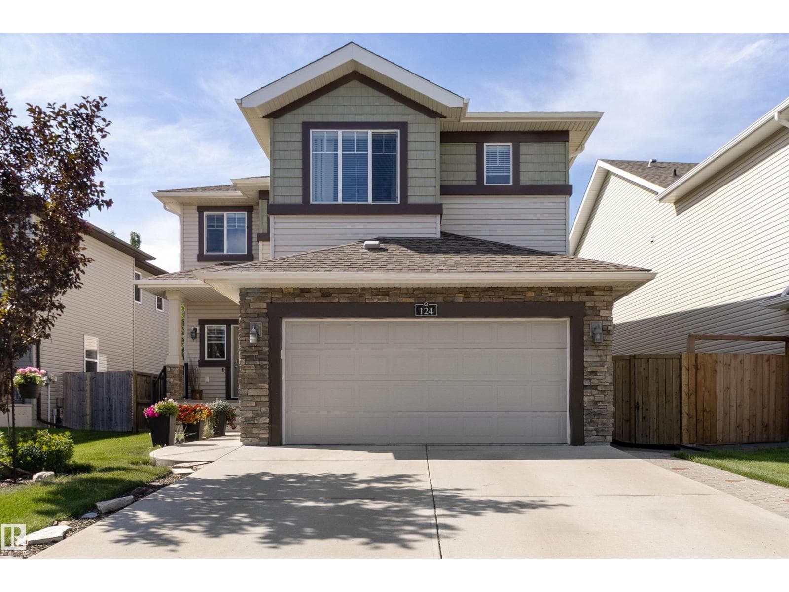 124 CAMPBELL DR