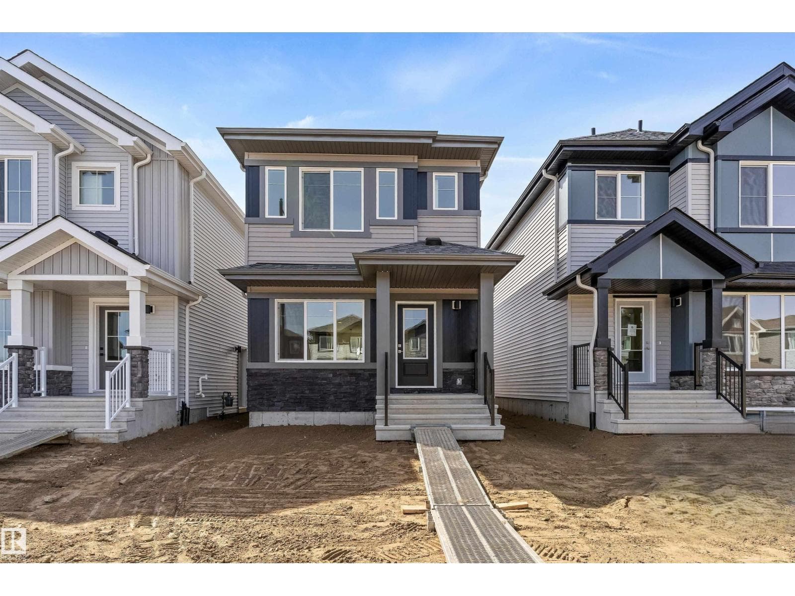 20623 43 AV NW