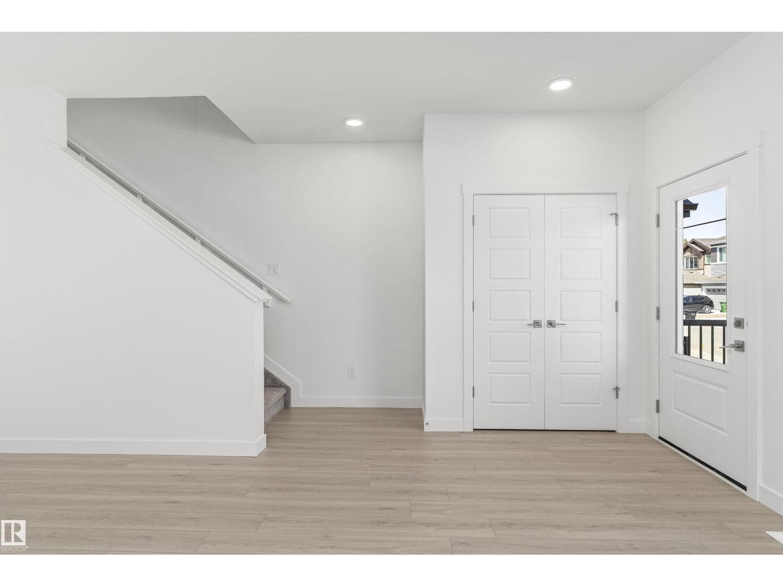 20623 43 AV NW — photo 3