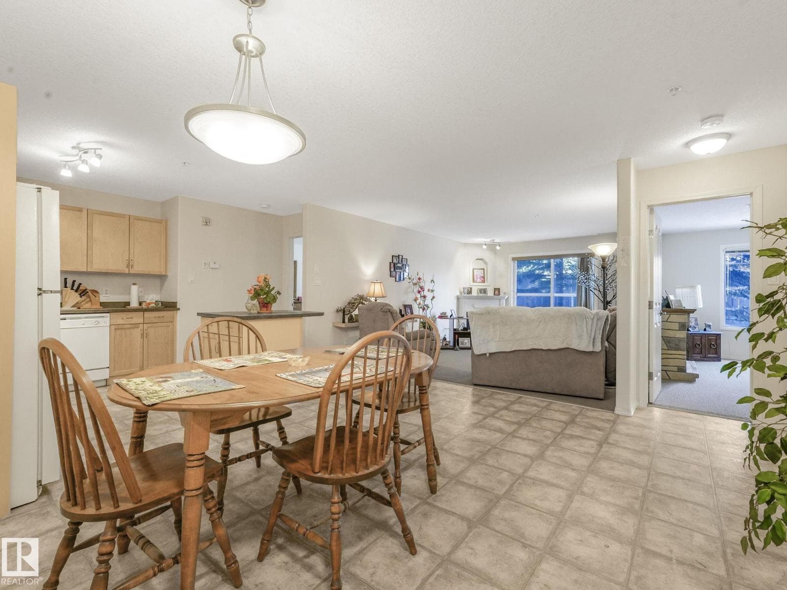 #115 78A MCKENNEY AV — photo 3