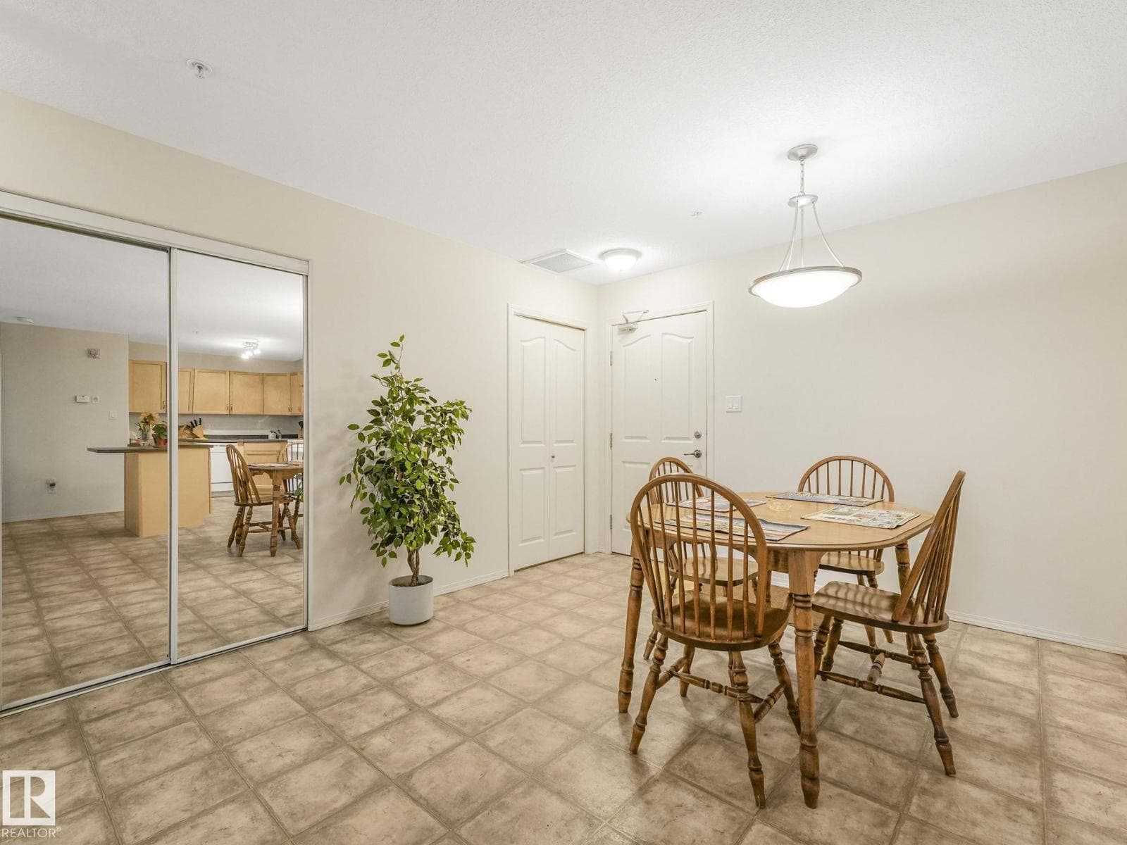 #115 78A MCKENNEY AV — photo 5