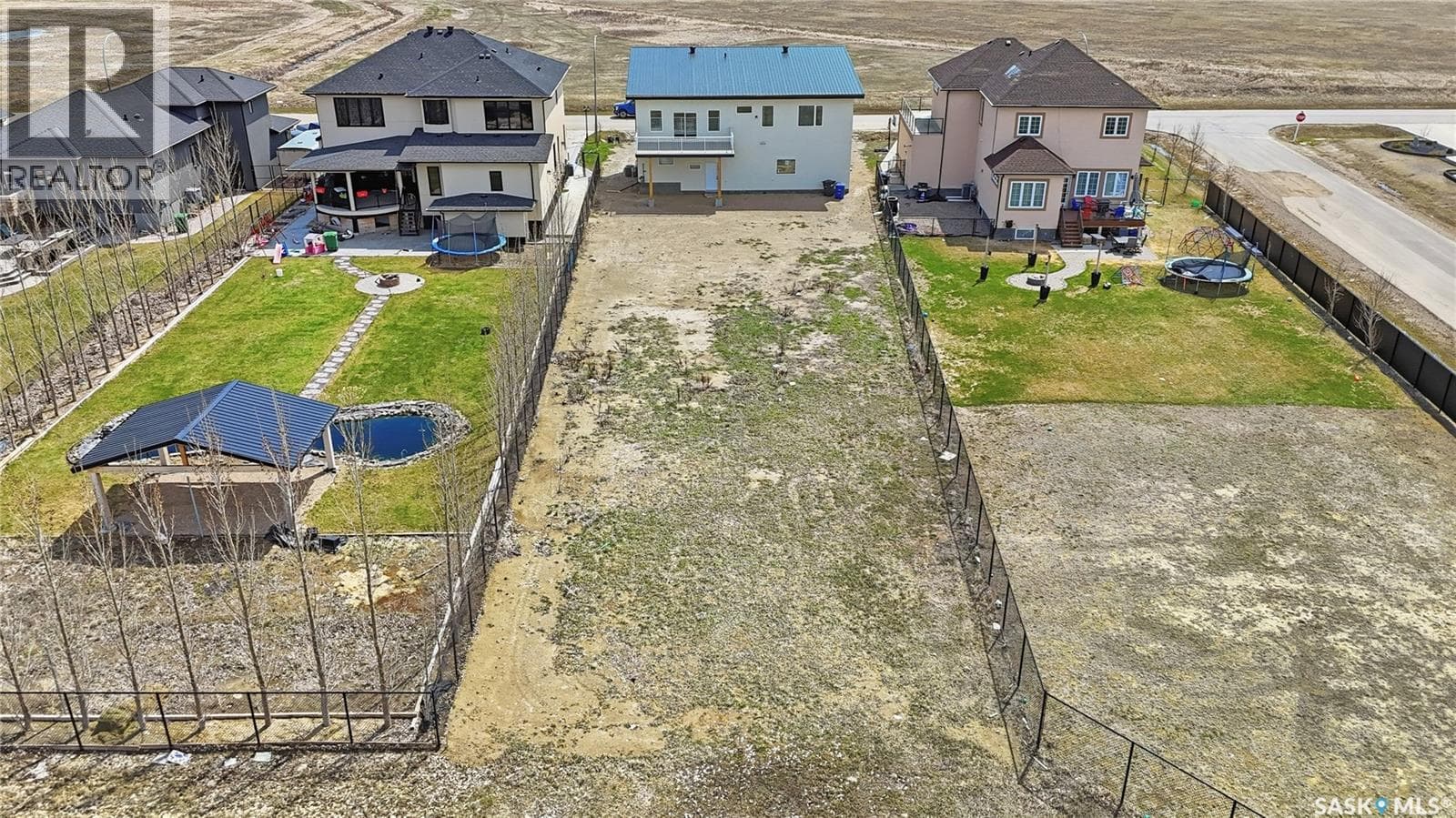 716 Emerald Park ROAD — photo 4