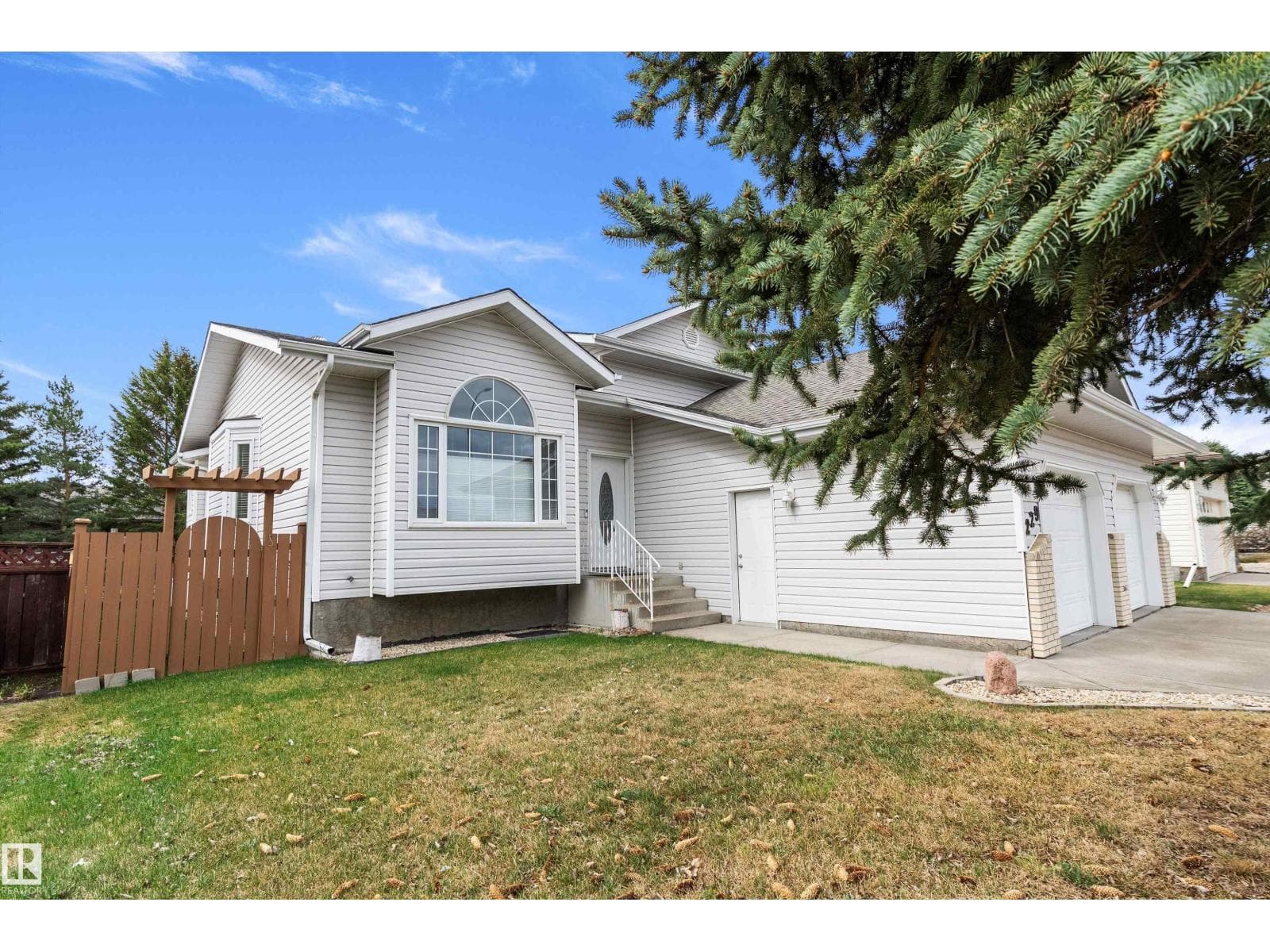229 Northmount DR — photo 3