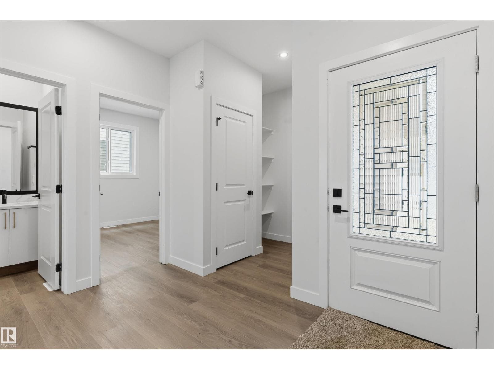 56 MEADOWGROVE LANDING — photo 3