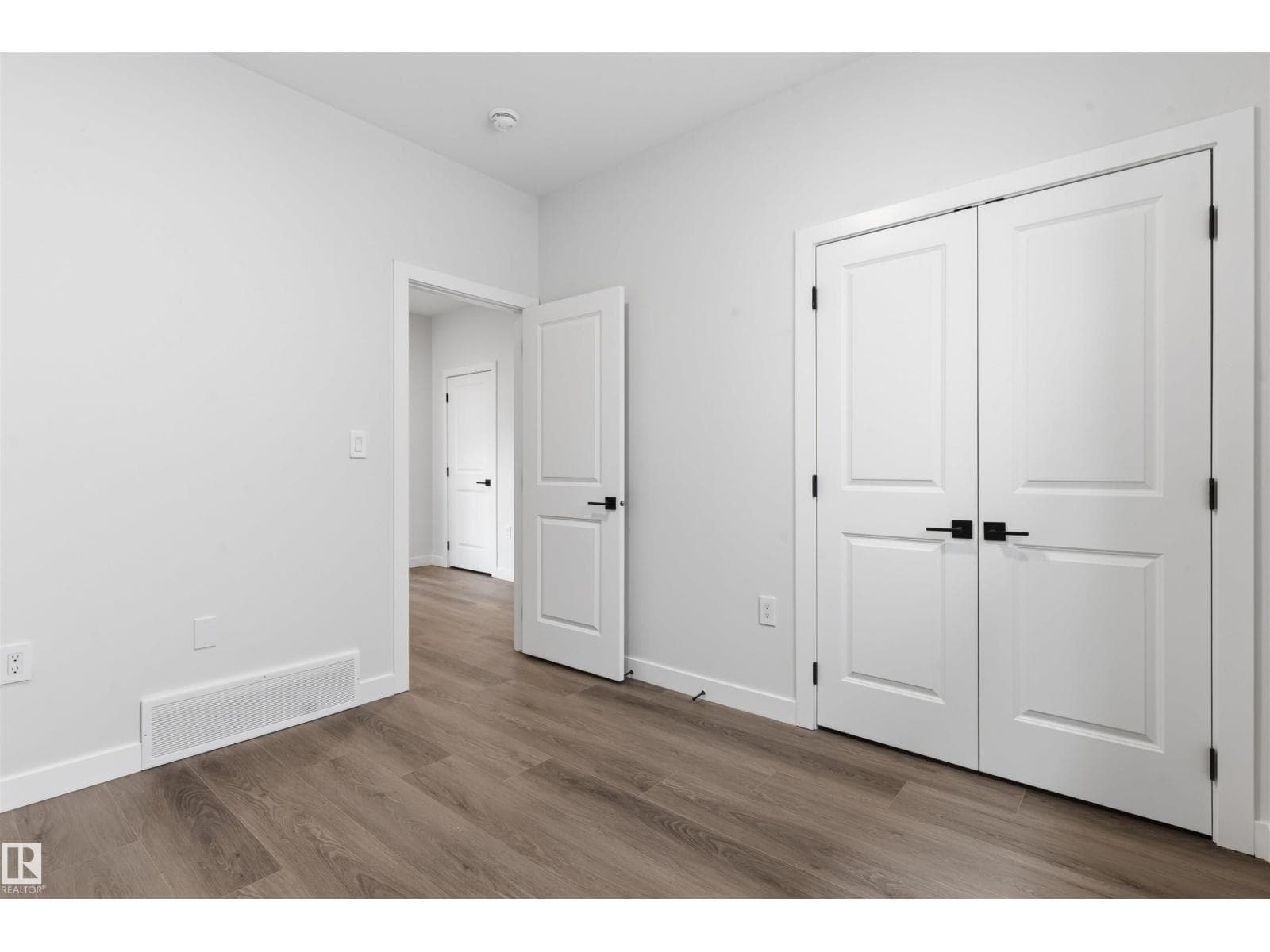 56 MEADOWGROVE LANDING — photo 5