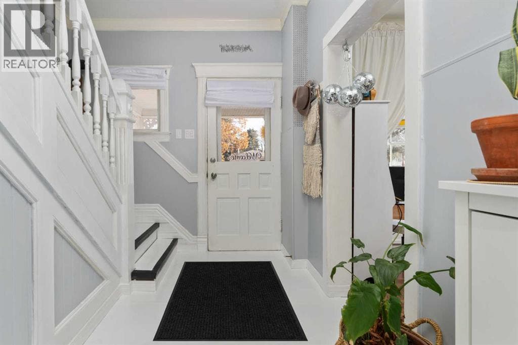 5013 49 A Street — photo 4