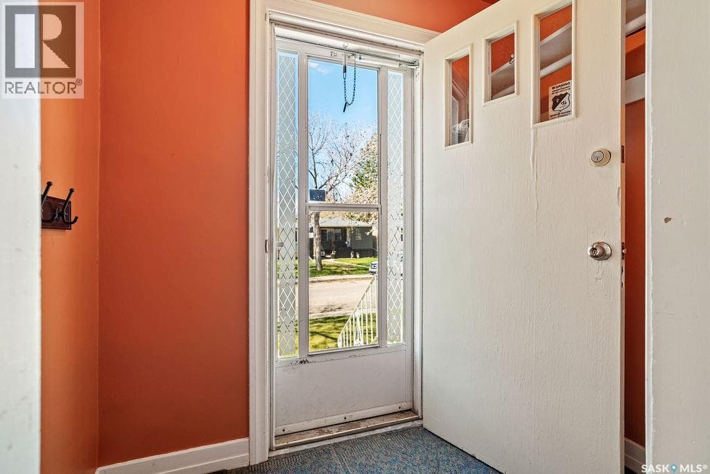 2445 Reynolds STREET — photo 5
