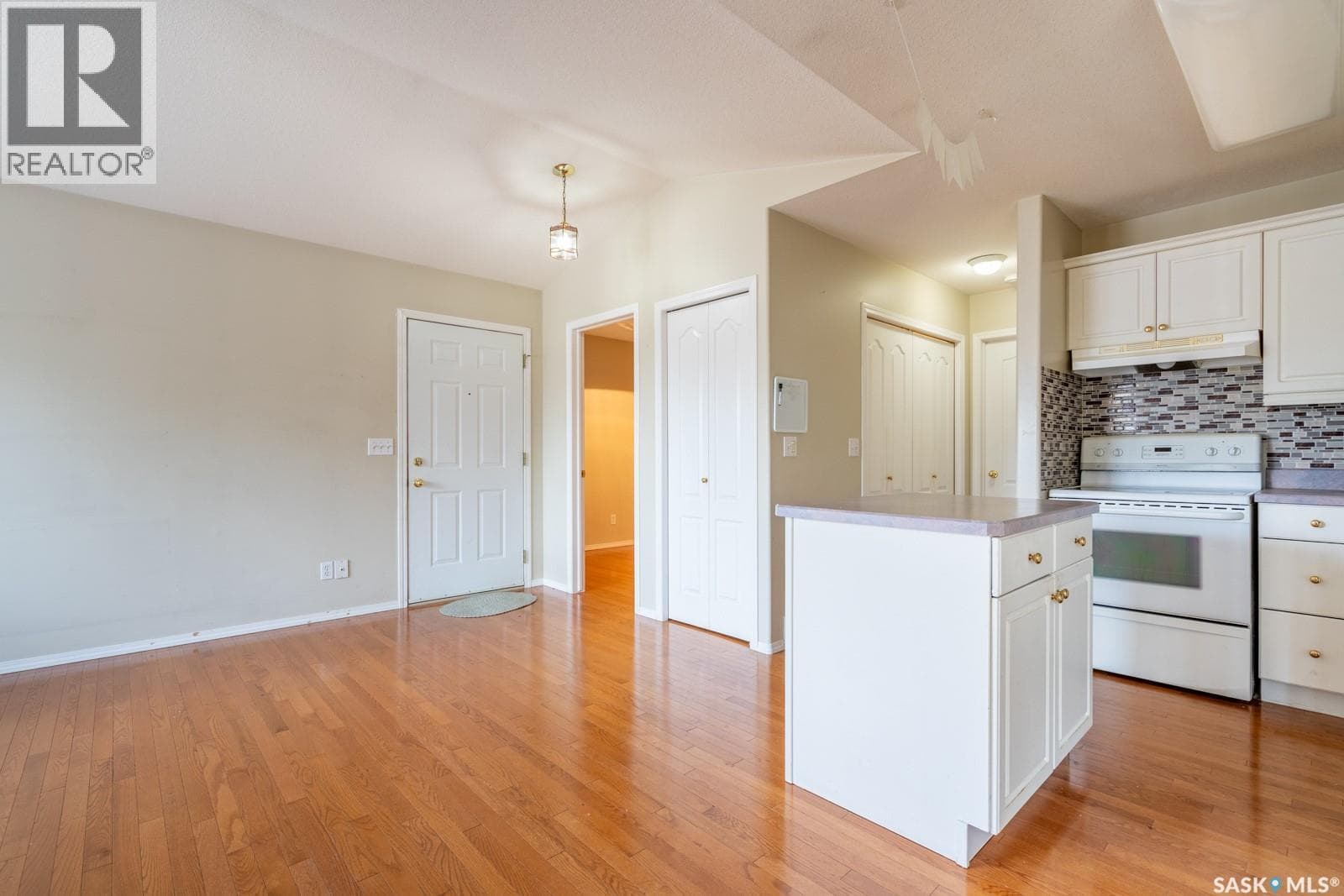 3119 Truesdale DRIVE E — photo 5