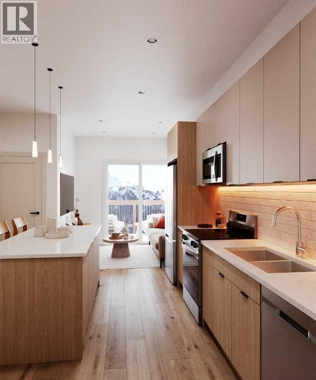 5, 412 Marten Street — photo 2