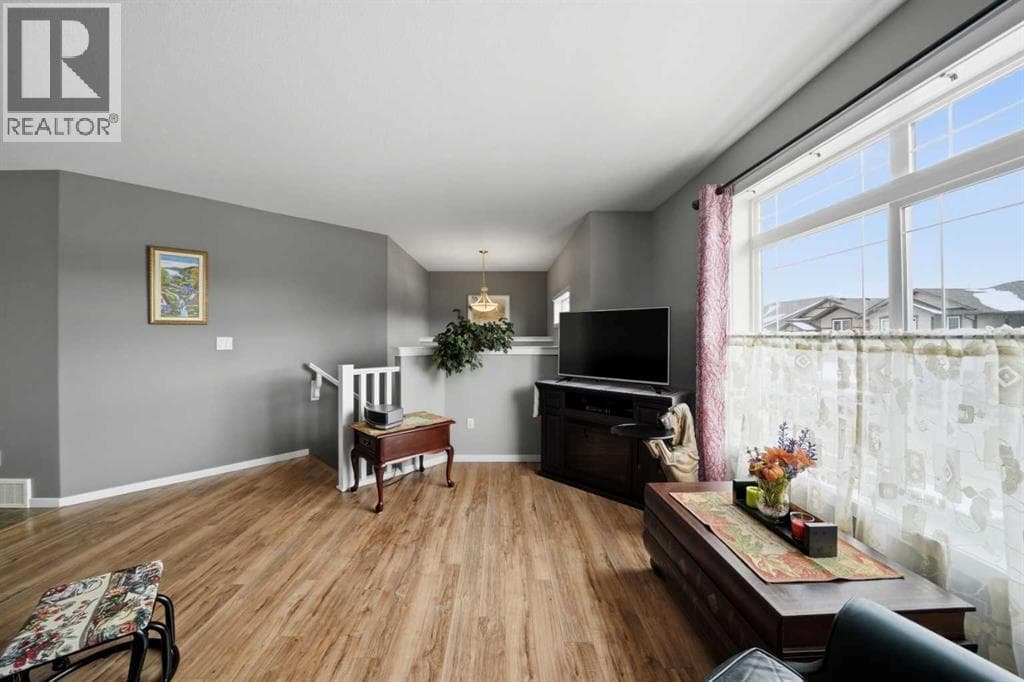 146 Truant Crescent — photo 5