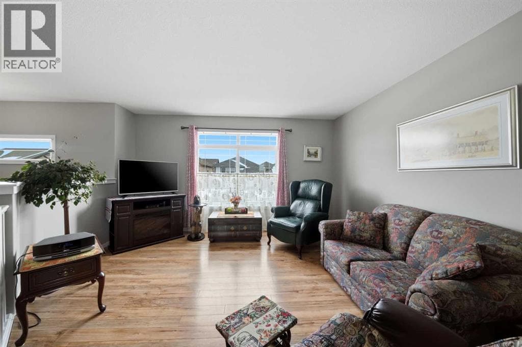 146 Truant Crescent — photo 3