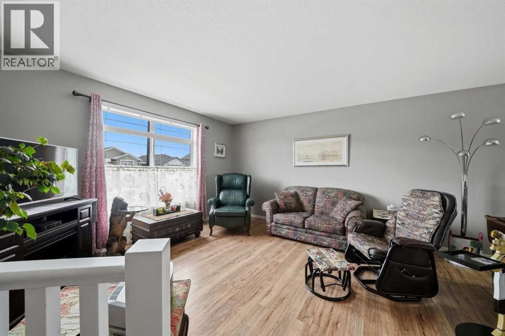 146 Truant Crescent — photo 4
