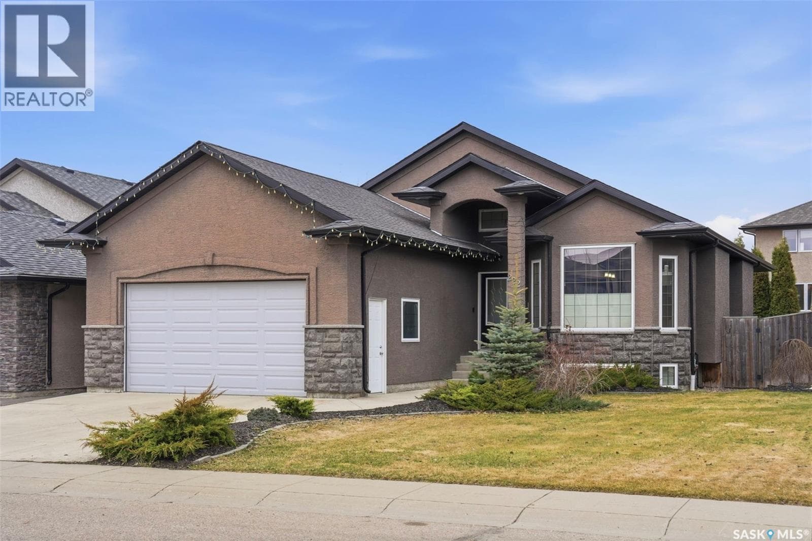 222 Fawcett CRESCENT — photo 2
