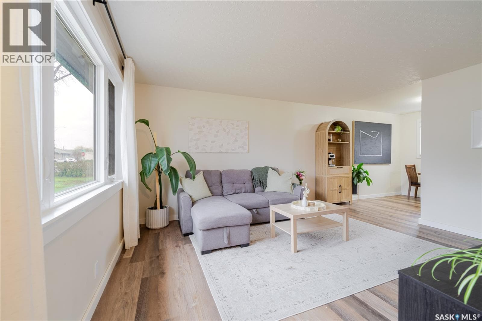 1009 Edmonton STREET — photo 5