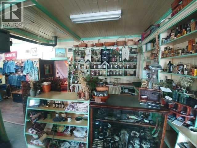 206 Government Road S — photo 4