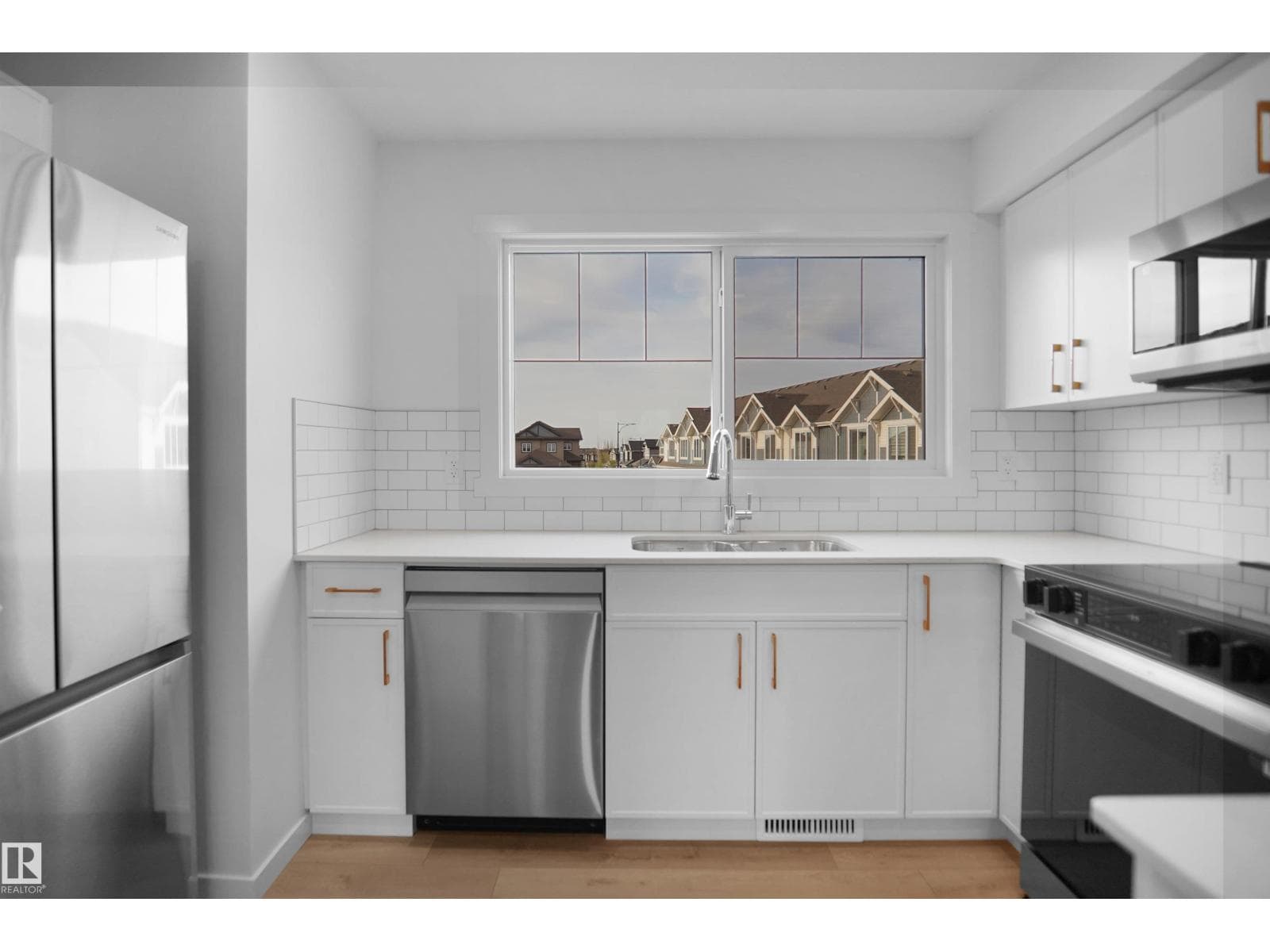 #25 531 MERLIN LD NW — photo 5