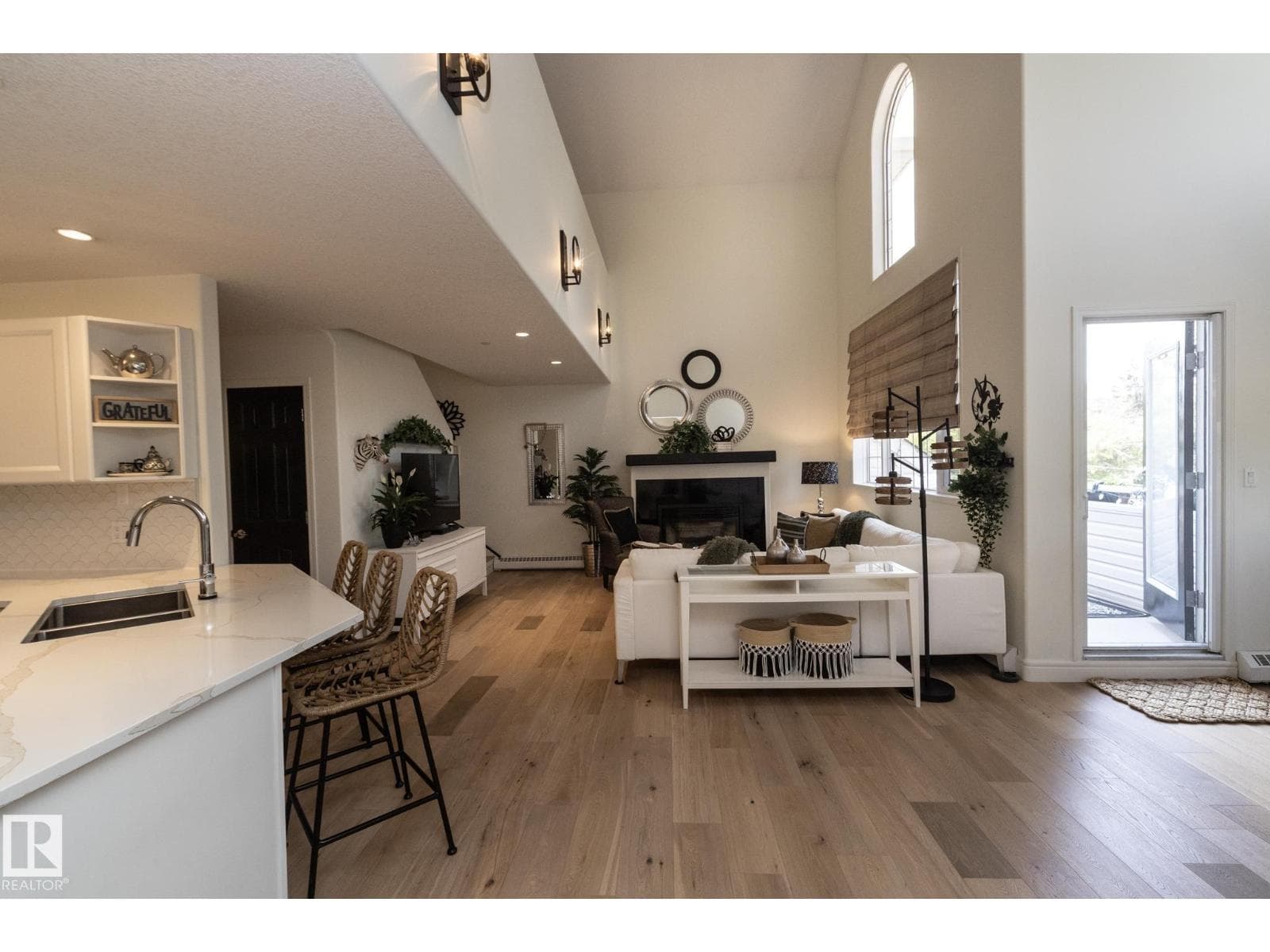 #304 14 MISSION AV — photo 4