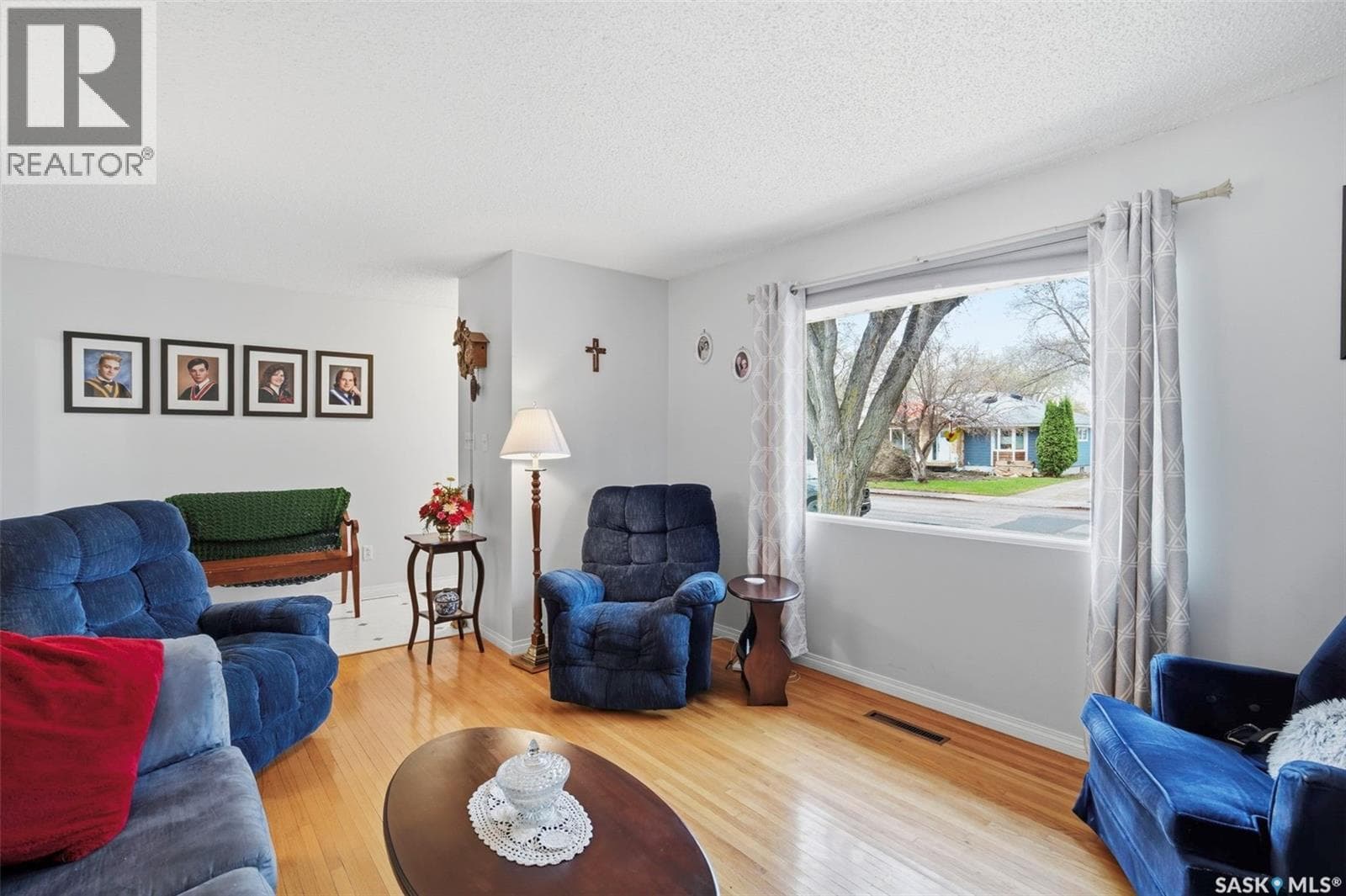 35 Harrison CRESCENT — photo 5