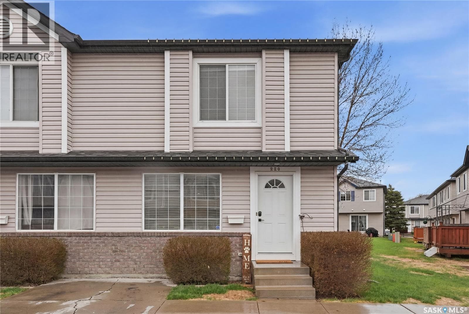 220 670 Kenderdine ROAD — photo 2