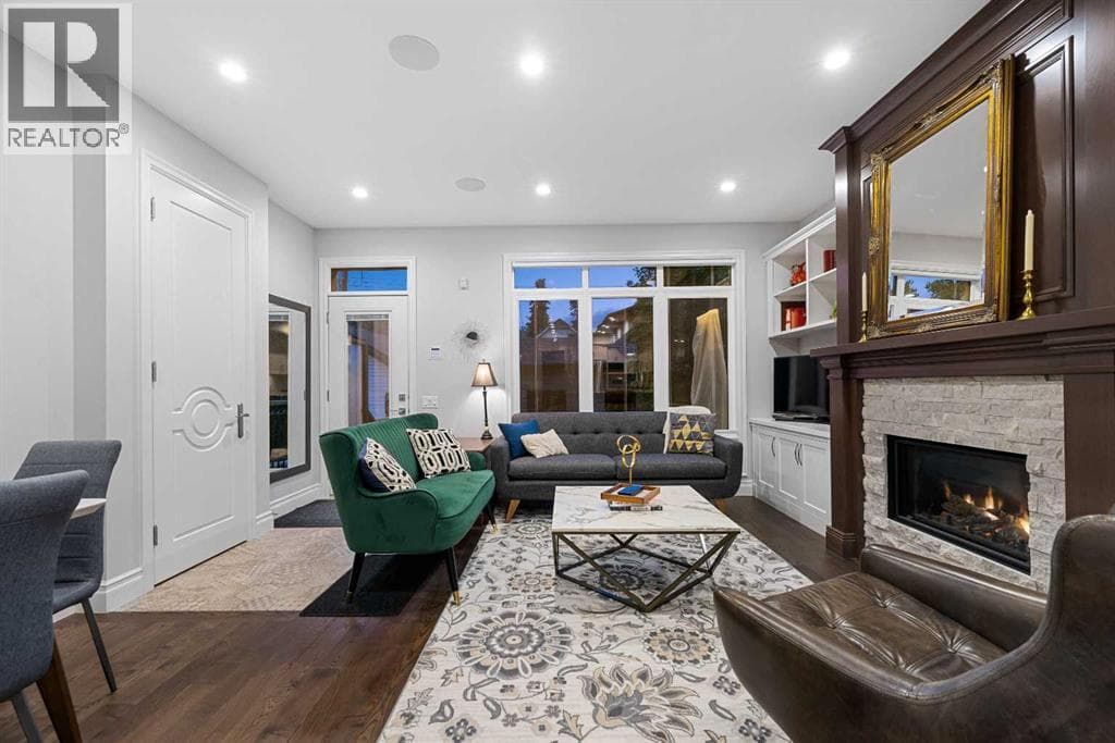 922 5 Street NW — photo 5