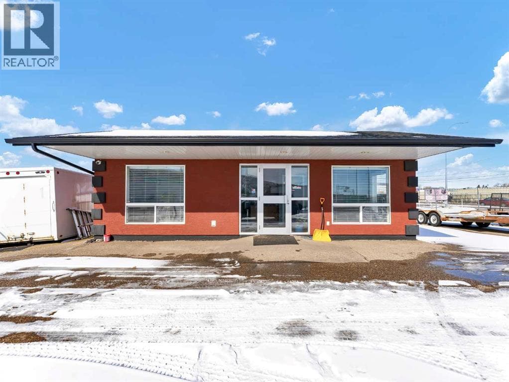 1229 South Railway Street SE — photo 3