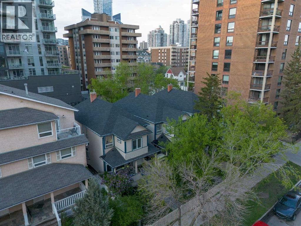 1316 15 Avenue SW — photo 2