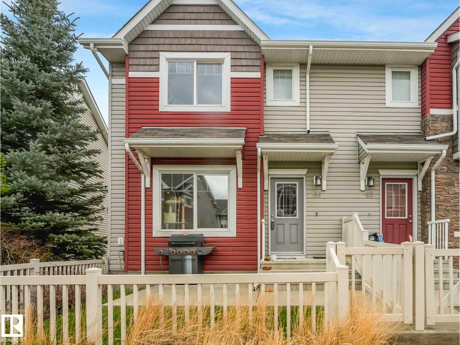 #66 5317 3 AV SW — photo 2