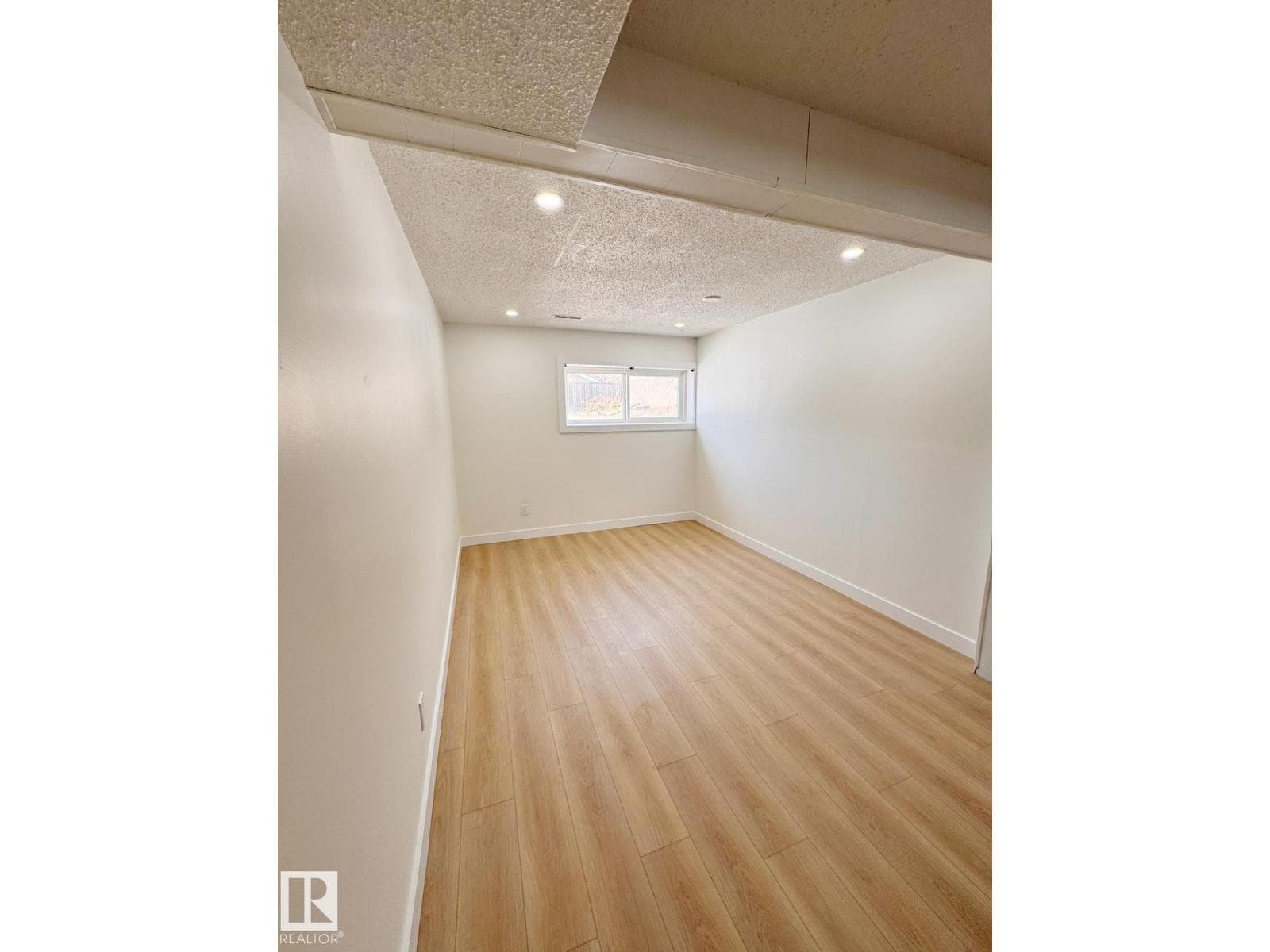 20 Hunt Road NW — photo 3