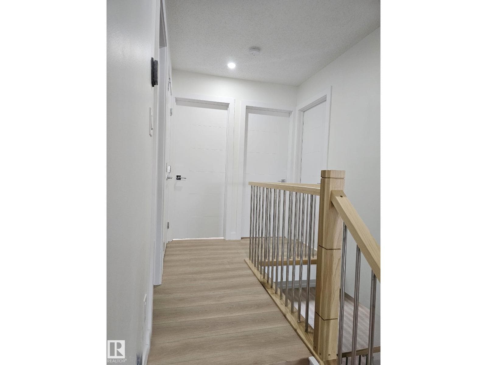 20 Hunt Road NW — photo 2