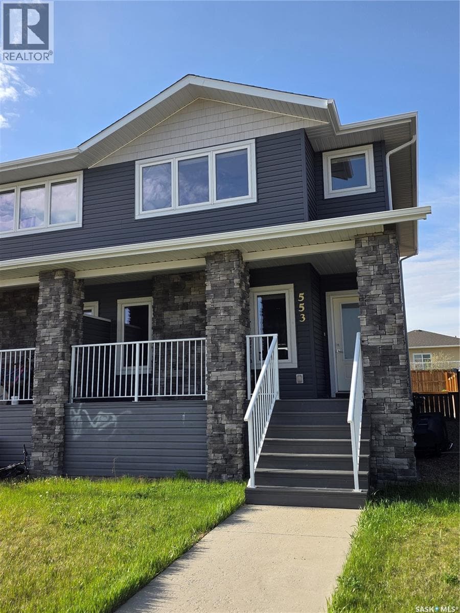 553 Douglas DRIVE