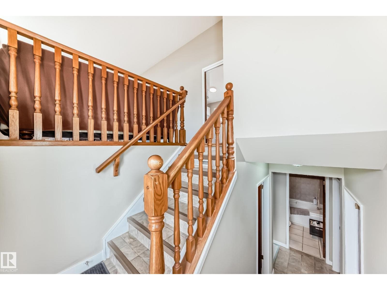 13419 70 ST NW — photo 4