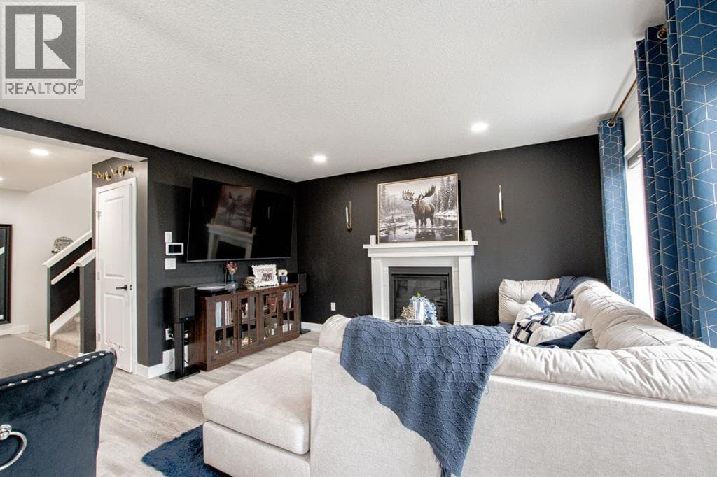 8814 85A Avenue — photo 3
