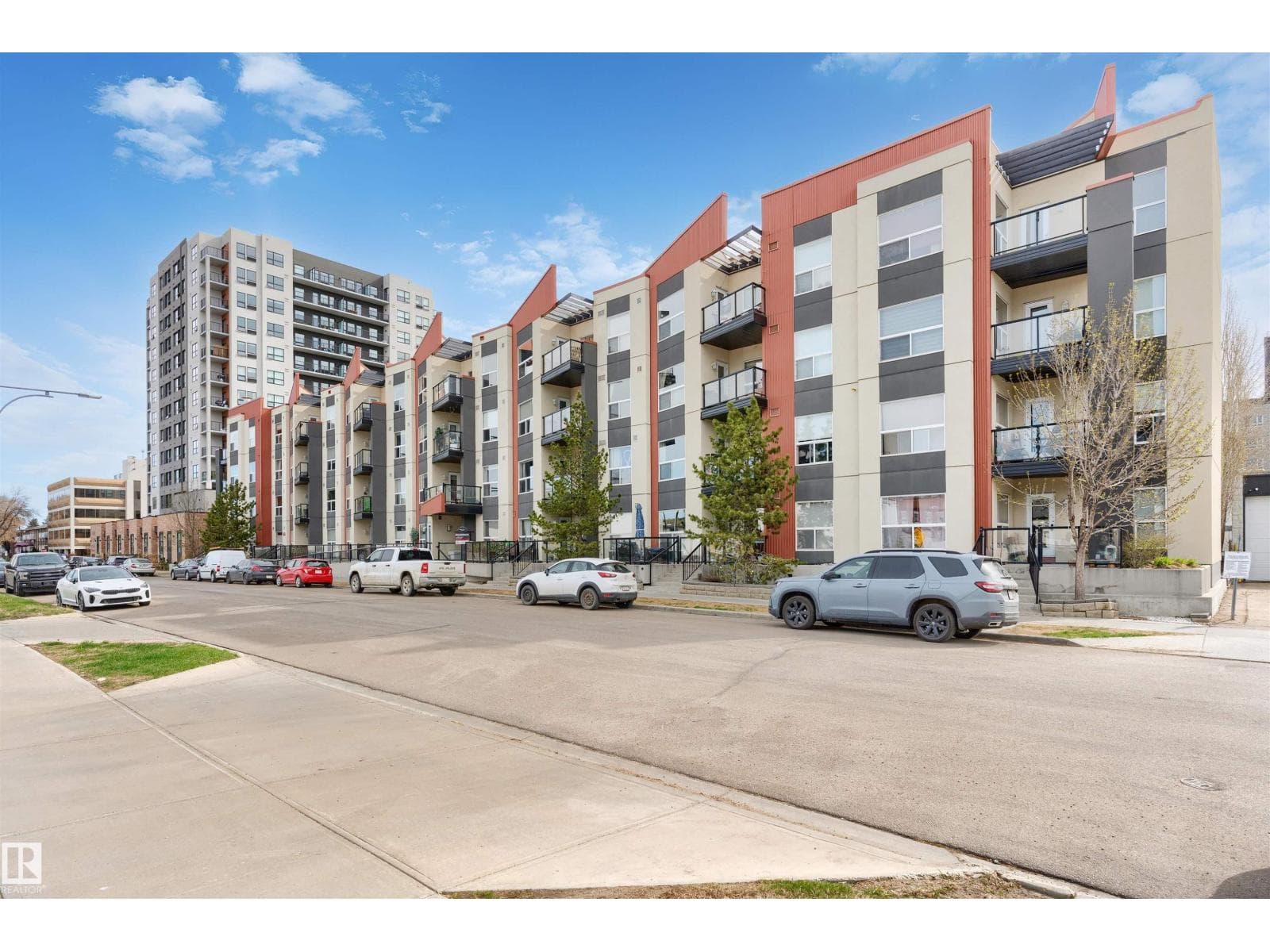 #410 10523 123 ST NW