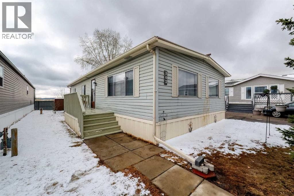 303, 99 Arbour Lake Road NW