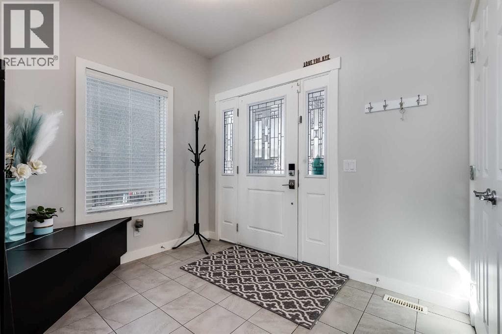 282 Mountainview Drive — photo 2
