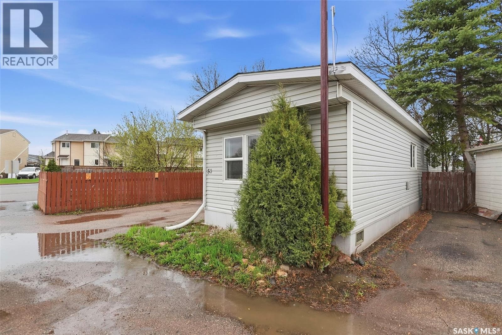 53 219 GRANT STREET — photo 3