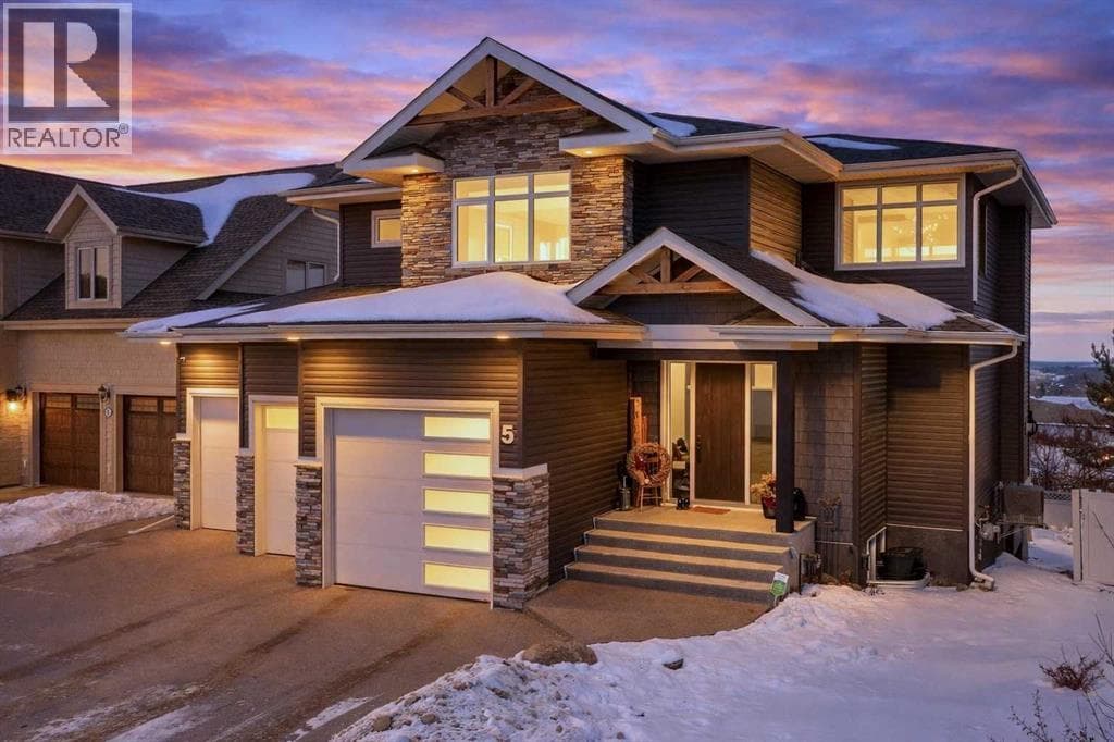 5 Leonard Close — photo 2