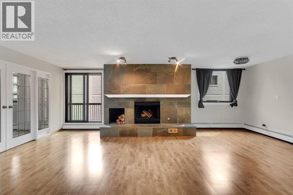 602, 215 14 Avenue SW — photo 5