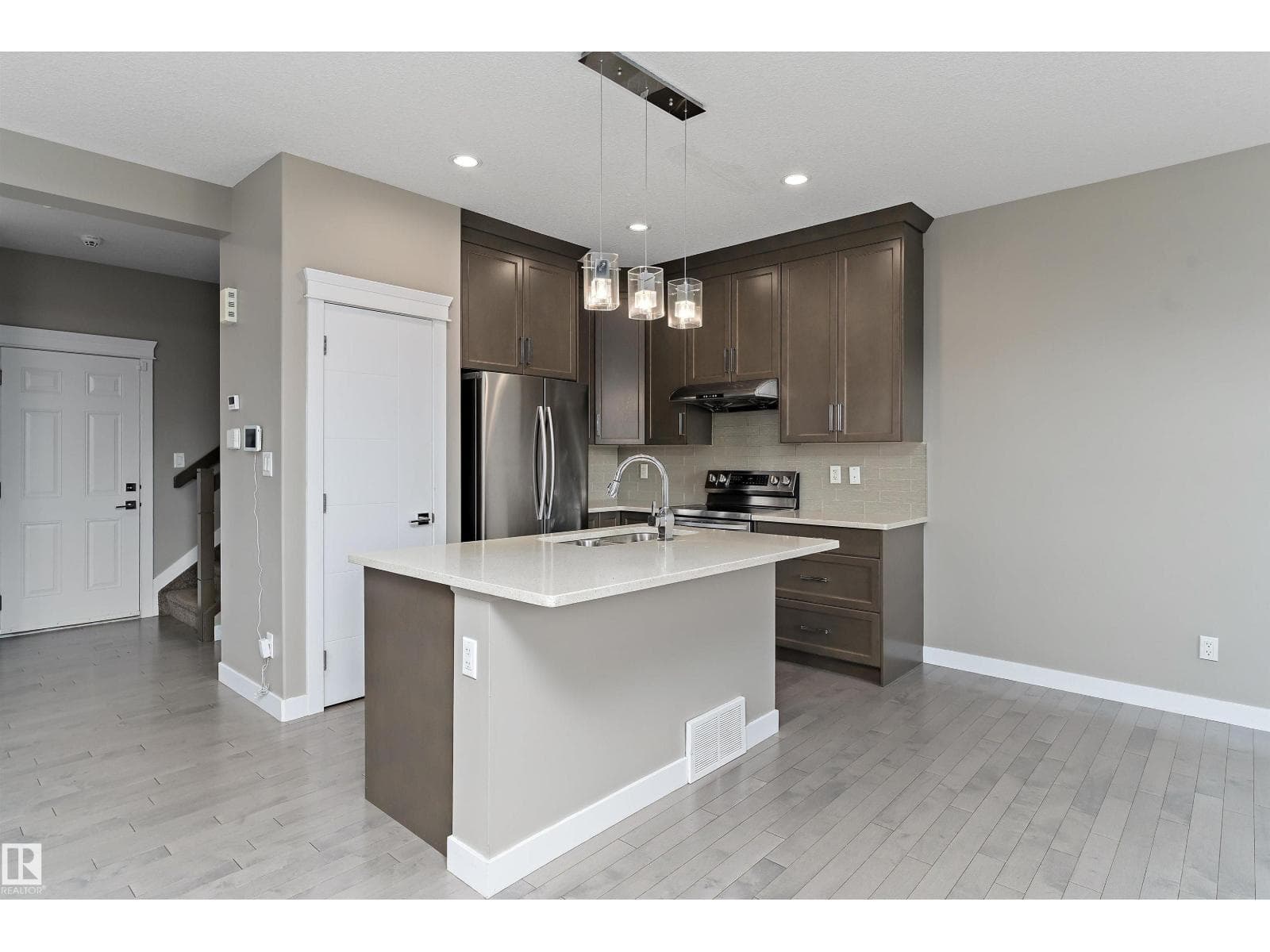 8729 Carson WY SW — photo 5