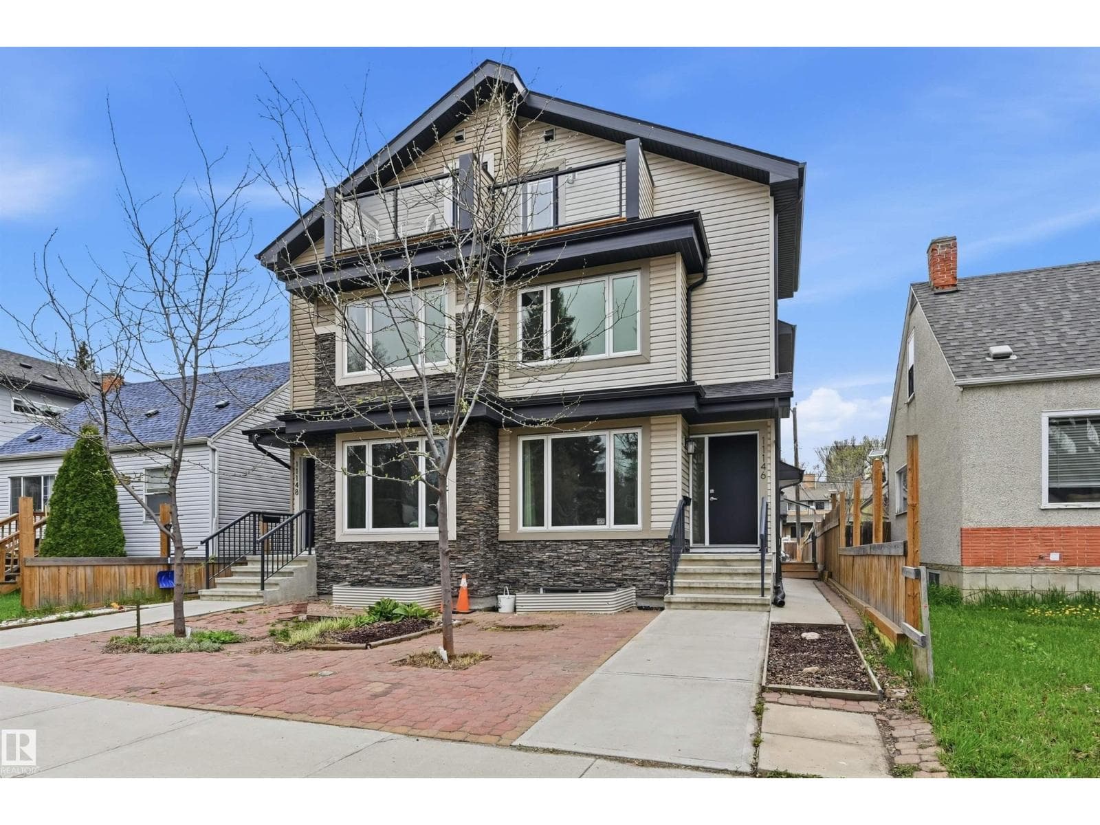 11146 78 AV NW