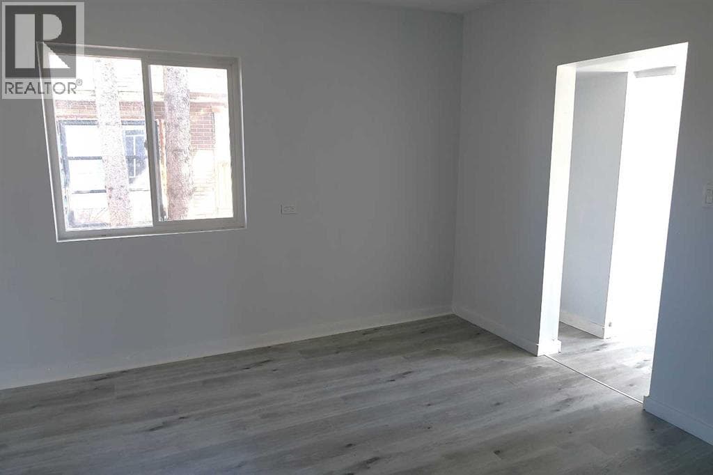 4617 46 Street — photo 5